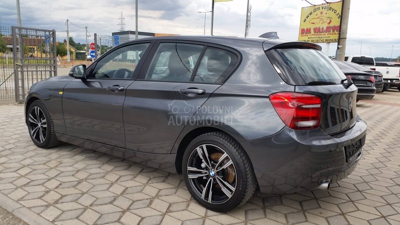 BMW 118 2.0 IZUZZETNO STANJE