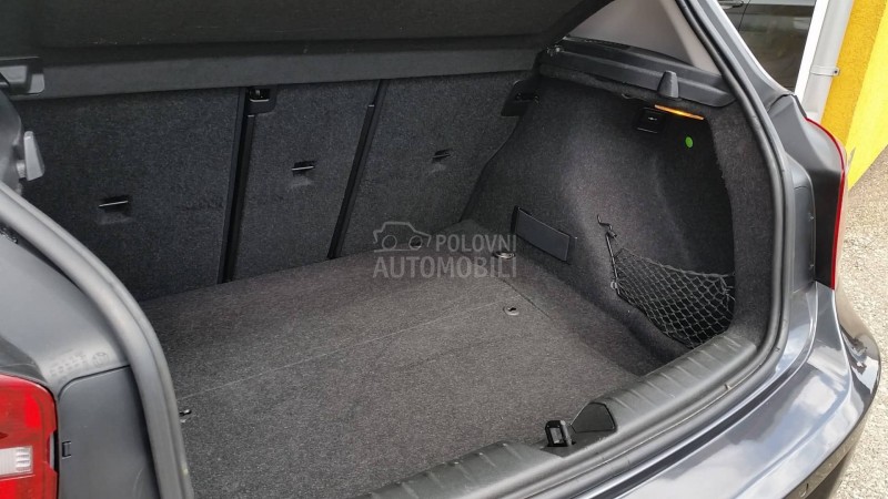 BMW 118 2.0 IZUZZETNO STANJE