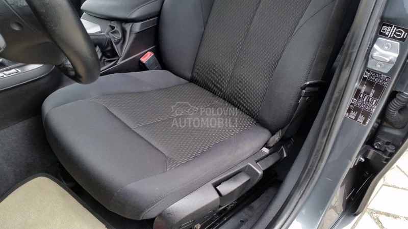 BMW 118 2.0 IZUZZETNO STANJE