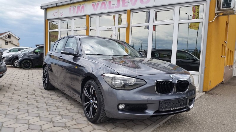 BMW 118 2.0 IZUZZETNO STANJE