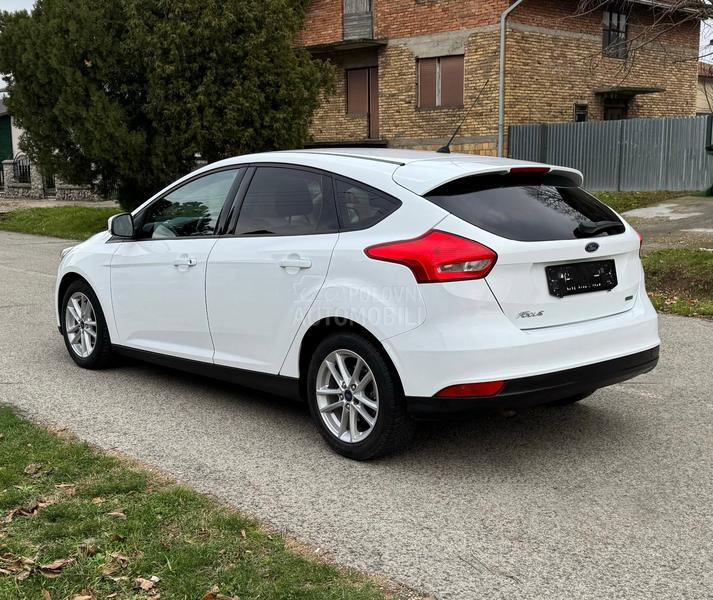 Ford Focus 1.0 TITANIUM