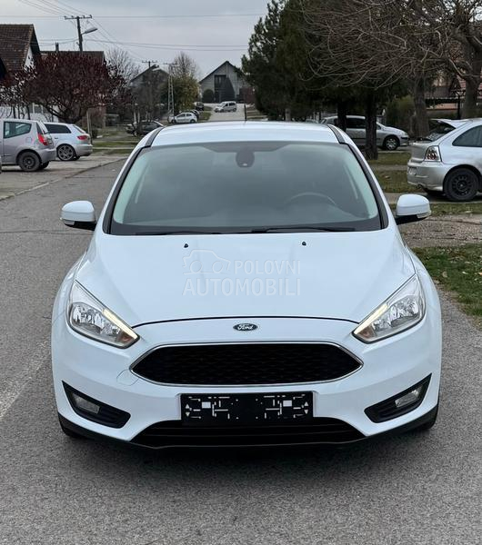 Ford Focus 1.0 TITANIUM