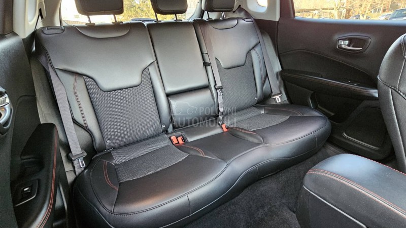 Jeep Compass 2.0 170Trailhawk 4WD