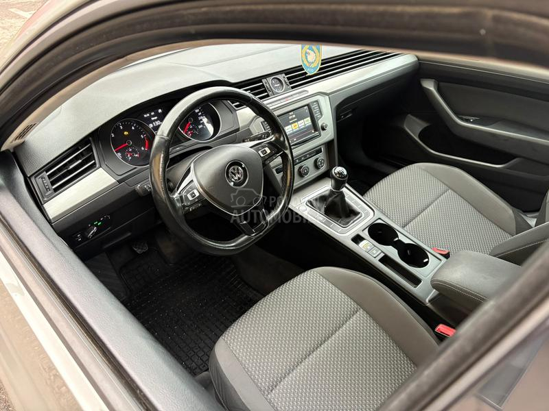 Volkswagen Passat B8 1.6 Tdi Bluemontion