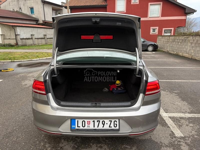 Volkswagen Passat B8 1.6 Tdi Bluemontion