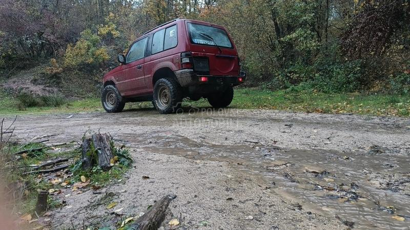 Mitsubishi Pajero 