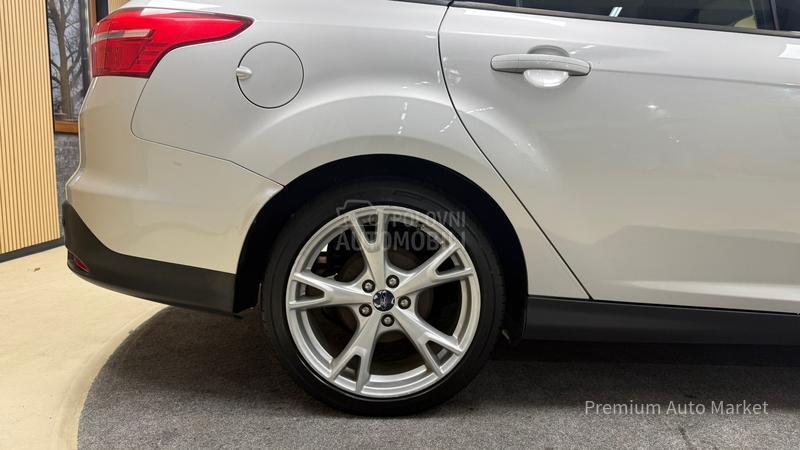 Ford Focus //1.5 TDCI/N.AVI/NOV