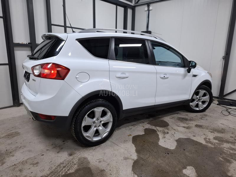 Ford Kuga 2.0tdci TITANIUM