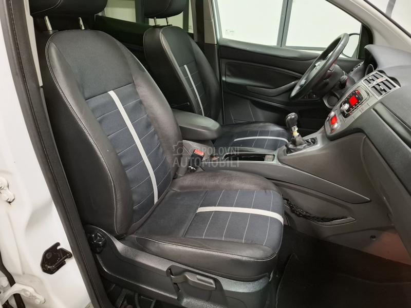 Ford Kuga 2.0tdci TITANIUM