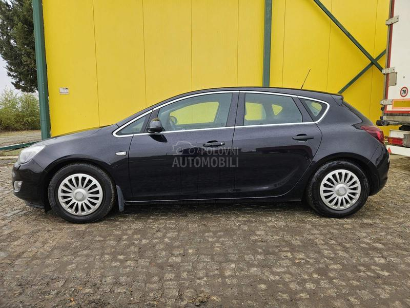 Opel Astra J ZA TRG.OVCE/TO.P CEN