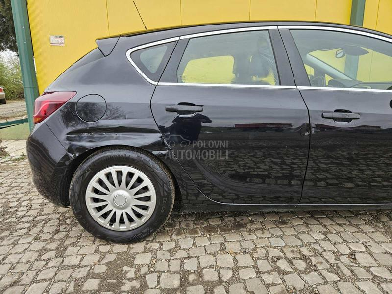 Opel Astra J ZA TRG.OVCE/TO.P CEN