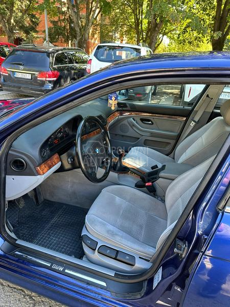 BMW 520 i