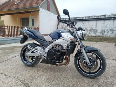 Suzuki GSR 600 A2
