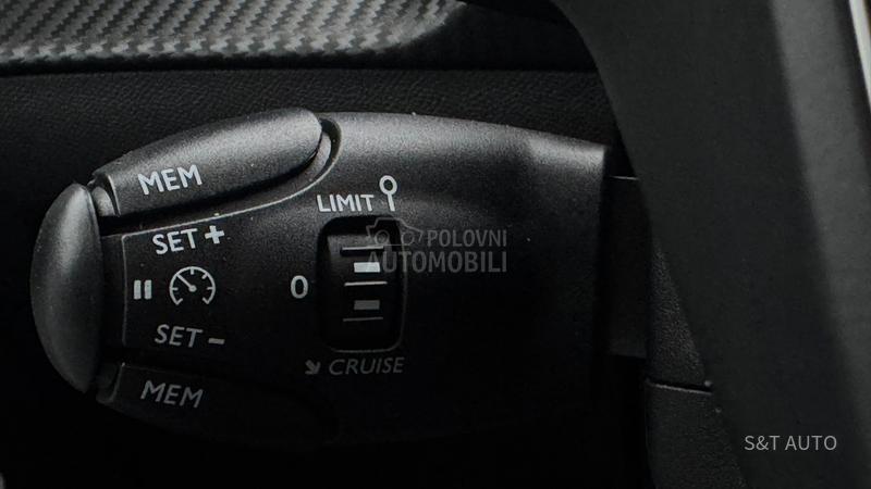 Peugeot 208 1.5 HDI/ ALLURE/ LED