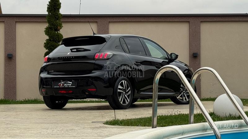 Peugeot 208 1.5 HDI/ ALLURE/ LED