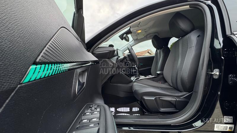 Peugeot 208 1.5 HDI/ ALLURE/ LED