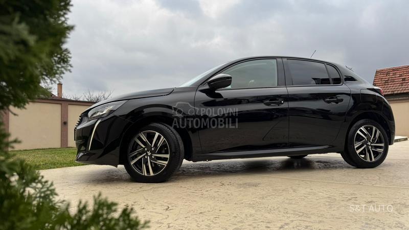 Peugeot 208 1.5 HDI/ ALLURE/ LED