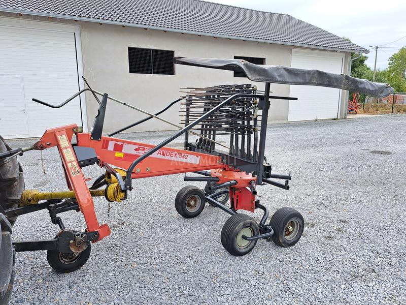 Deutz-Fahr Skupljaci i Rastresaci