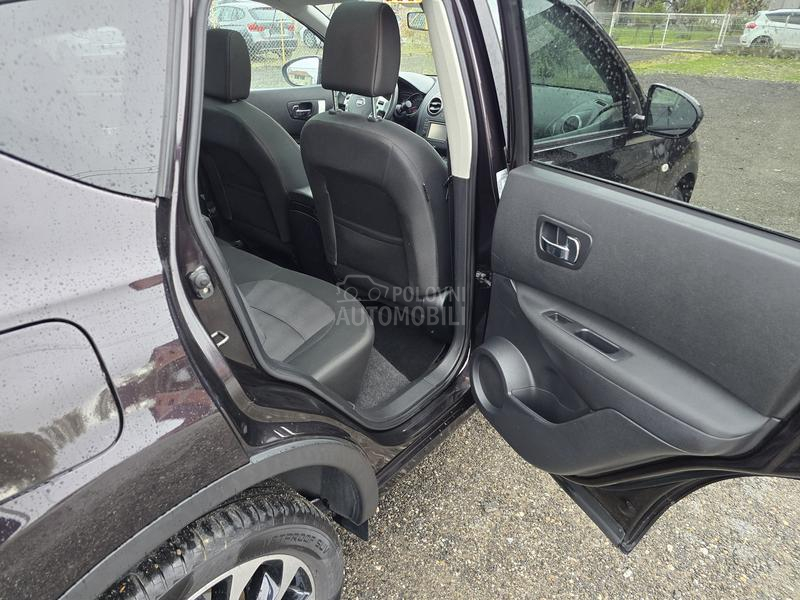 Nissan Qashqai 1.6