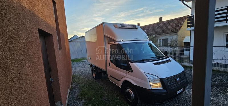 Ford Transit HLADNJACA minus 28