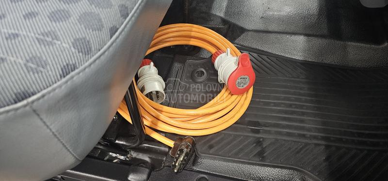 Ford Transit HLADNJACA minus 28