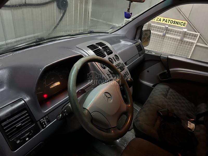 Mercedes Benz Vito 