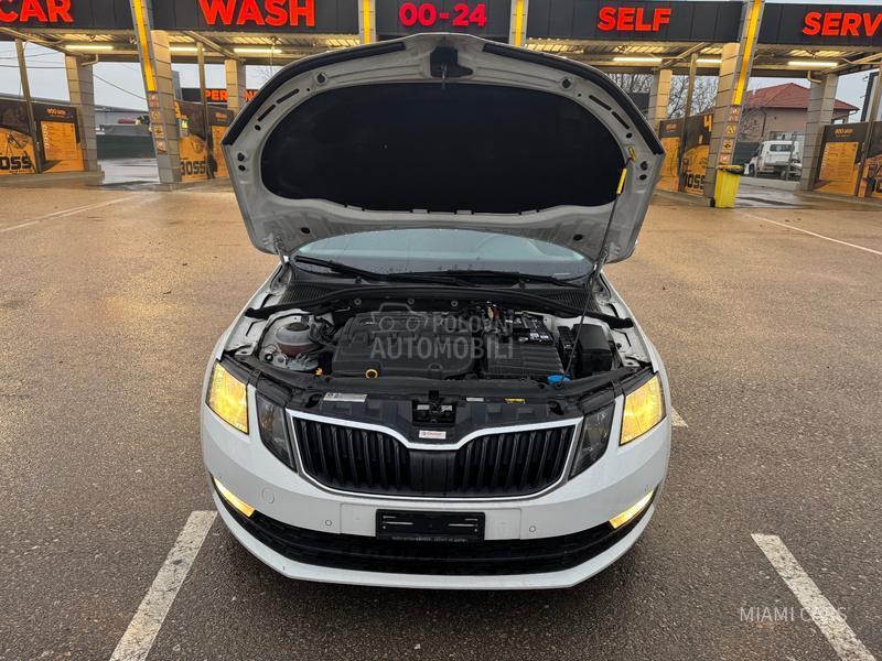 Škoda Octavia 1.6 TDi /SWIISS/
