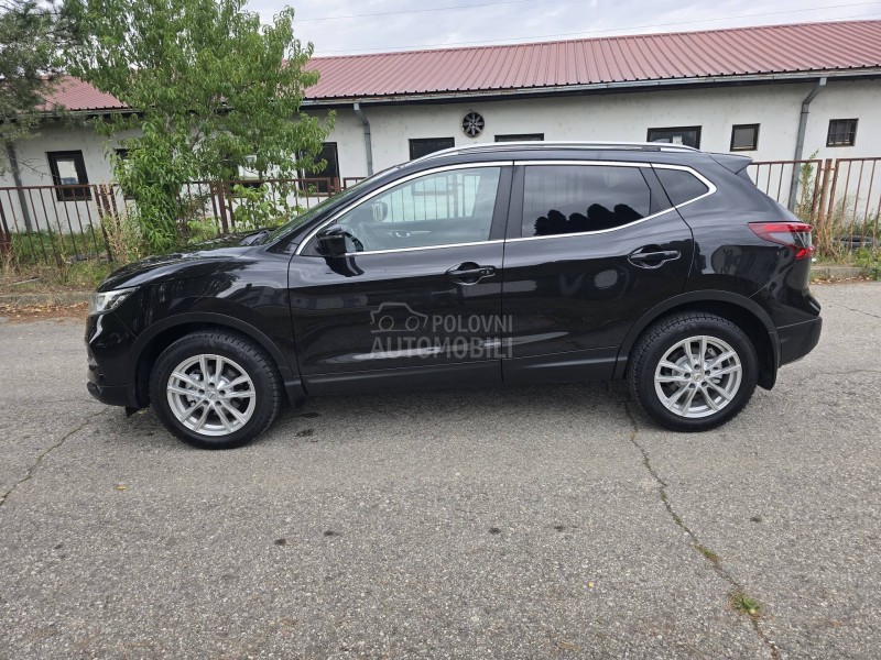 Nissan Qashqai 1.2B AUTO/LED/PANO