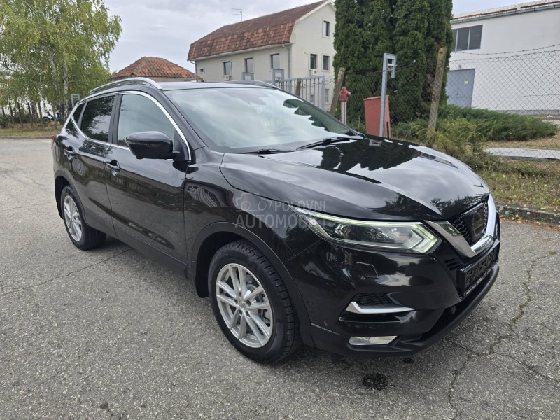Nissan Qashqai 1.2B AUTO/LED/PANO
