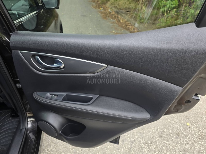 Nissan Qashqai 1.2B AUTO/LED/PANO