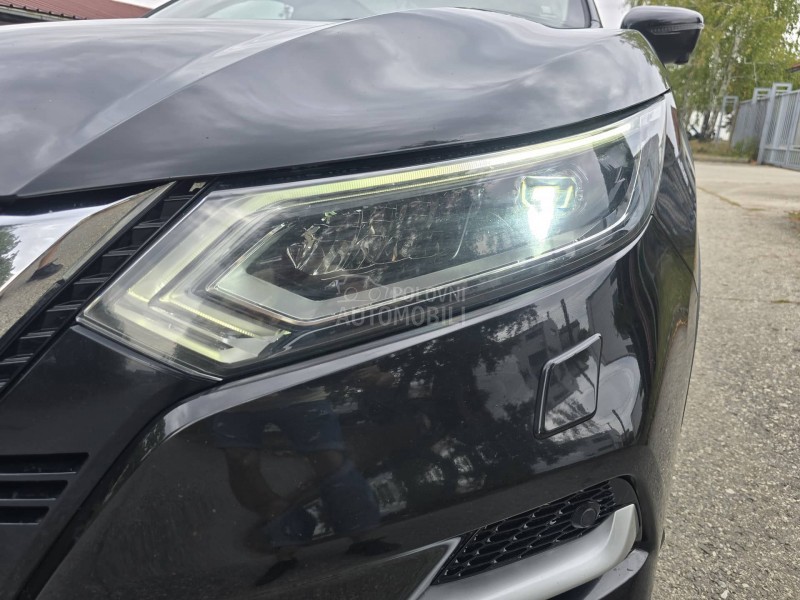 Nissan Qashqai 1.2B AUTO/LED/PANO