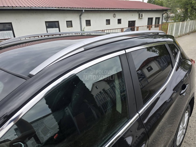 Nissan Qashqai 1.2B AUTO/LED/PANO