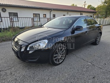 Volvo S60 2.0d  D5  AUTOM