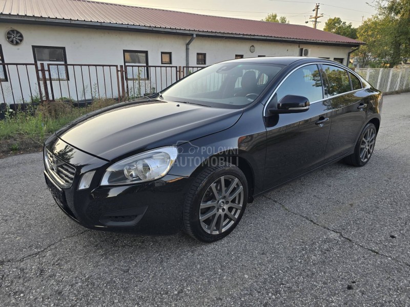 Volvo S60 2.0d  D5  AUTOM