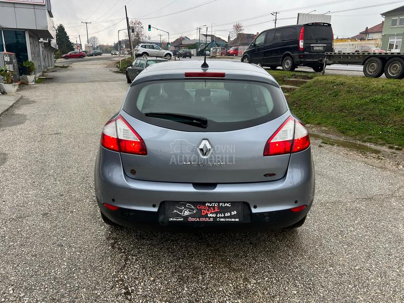 Renault Megane 1.6 6brz