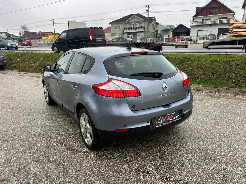 Renault Megane 1.6 6brz