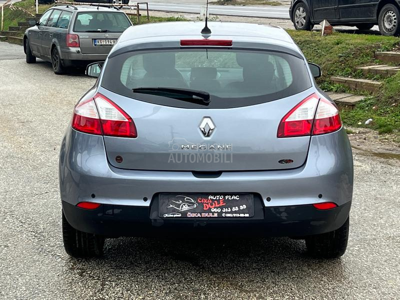 Renault Megane 1.6 6brz