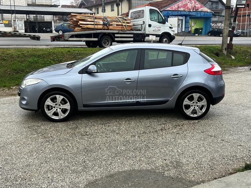 Renault Megane 1.6 6brz