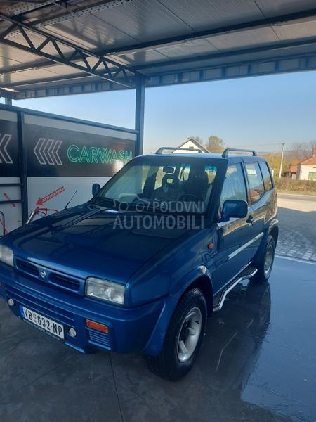 Nissan Terrano 
