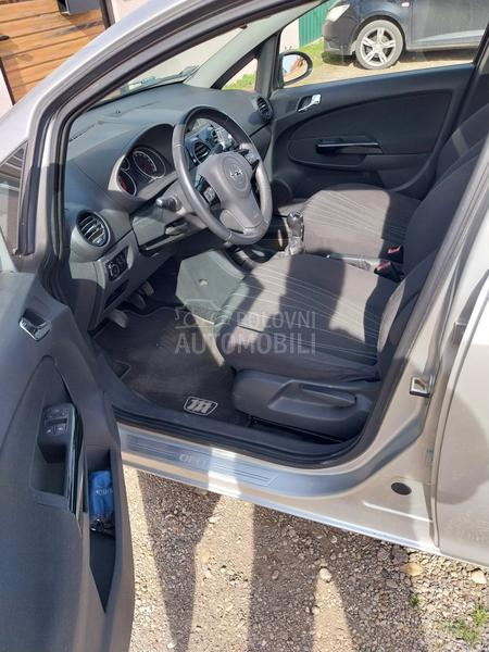 Opel Corsa D 1.2