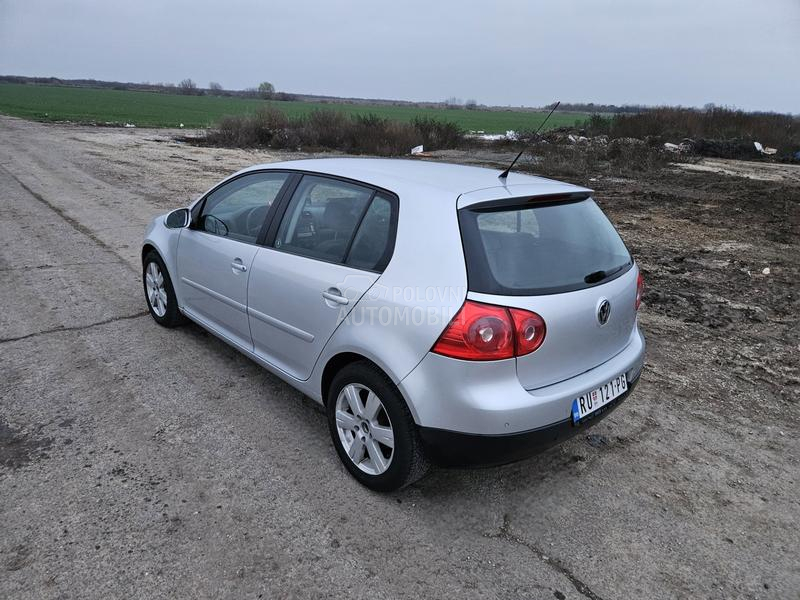 Volkswagen Golf 5 1.4b o.p.i.s