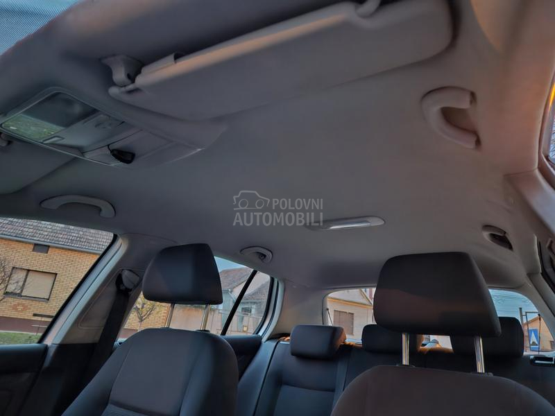 Volkswagen Golf 5 1.4b o.p.i.s