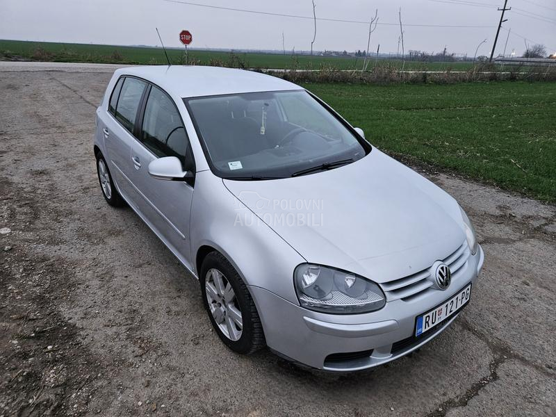 Volkswagen Golf 5 1.4b o.p.i.s