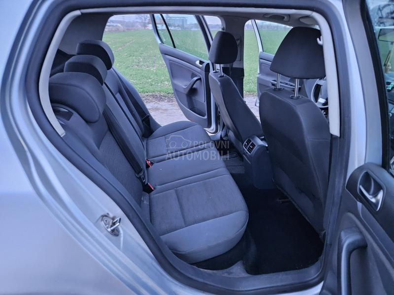 Volkswagen Golf 5 1.4b o.p.i.s