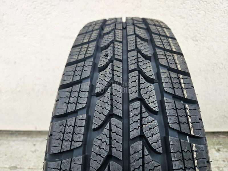 Goodyear 205/75 R16 Zimska