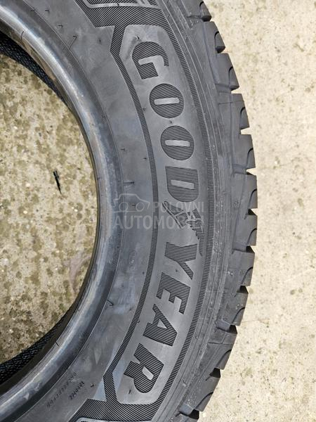 Goodyear 205/75 R16 Zimska