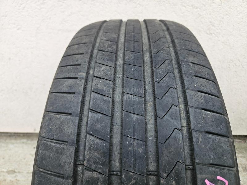 Hankook 235/55 R17 Letnja