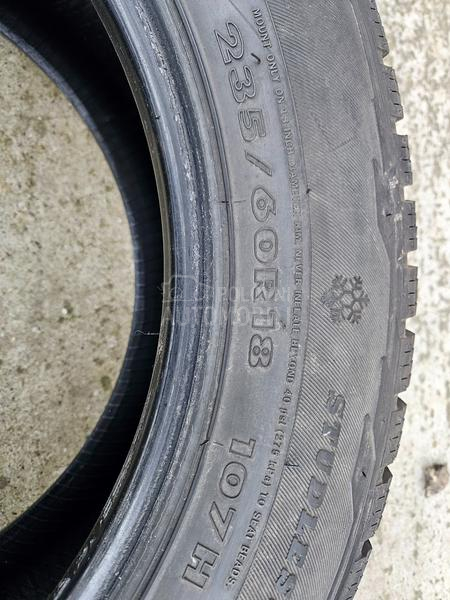 Ostalo 235/60 R18 Zimska