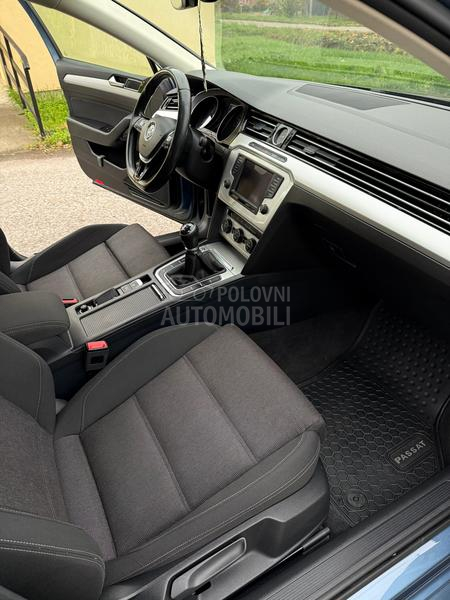 Volkswagen Passat B8 1.6TDI/HIGHLINE/0PIS