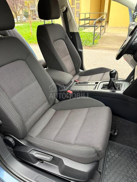 Volkswagen Passat B8 1.6TDI/HIGHLINE/0PIS